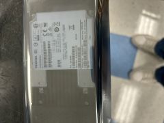 NetApp X356A-R6 NetApp 3.8TB 12Gb/s SAS 2.5" Solid State